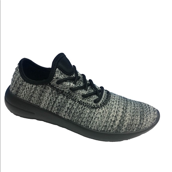 women's athletic works shoes
